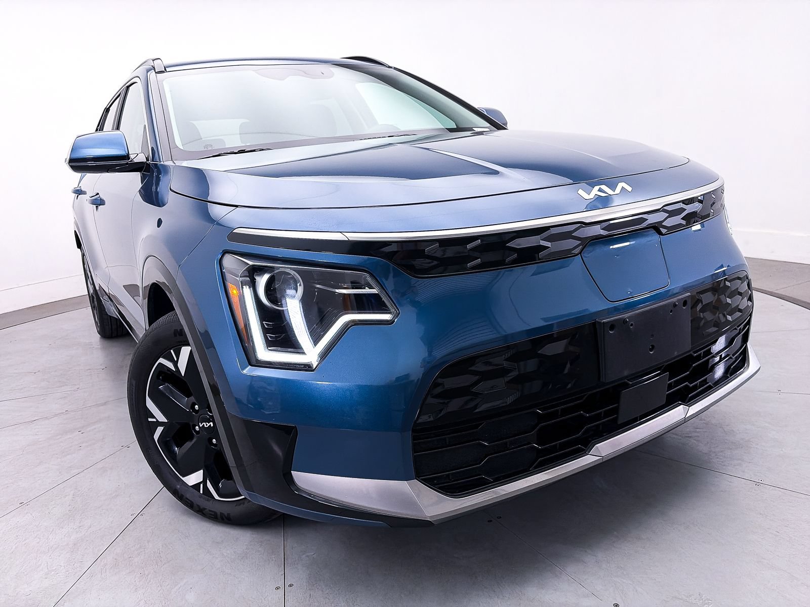 Certified 2024 Kia Niro Wind FWD image 7