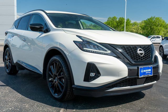 Used 2024 Nissan Murano SV w/ SV Midnight Edition Package AWD/4WD image 4