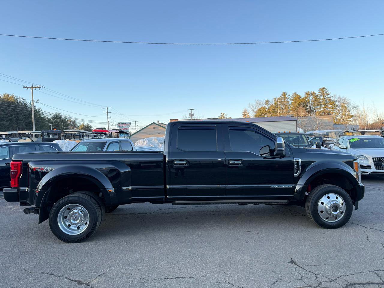 Used 2017 Ford F450 Platinum w/ Platinum Ultimate Package AWD/4WD image 20