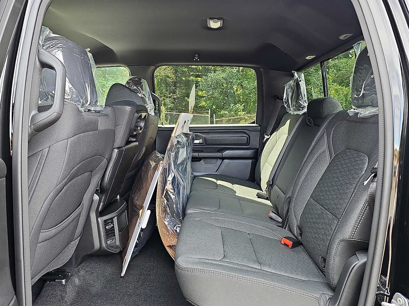 New 2027 RAM 1500 Warlock AWD/4WD image 6