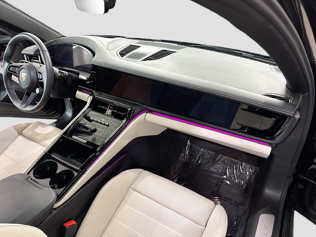 Used 2025 Porsche Panamera 4 AWD/4WD image 35