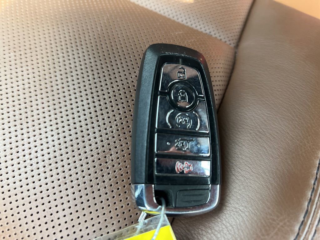 Certified 2021 Lincoln Aviator Reserve w/ Equipment Group 202A AWD/4WD image 42