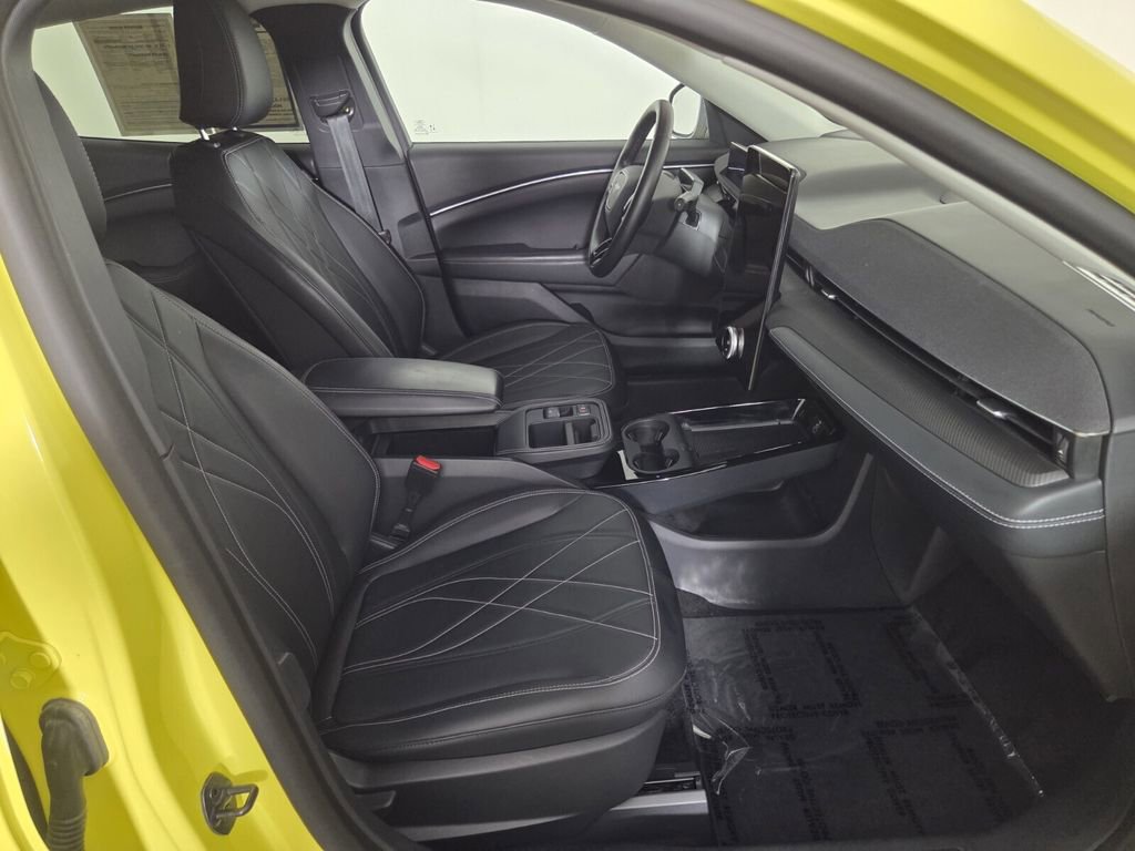 Used 2025 Ford Mustang Mach-E Select RWD image 32