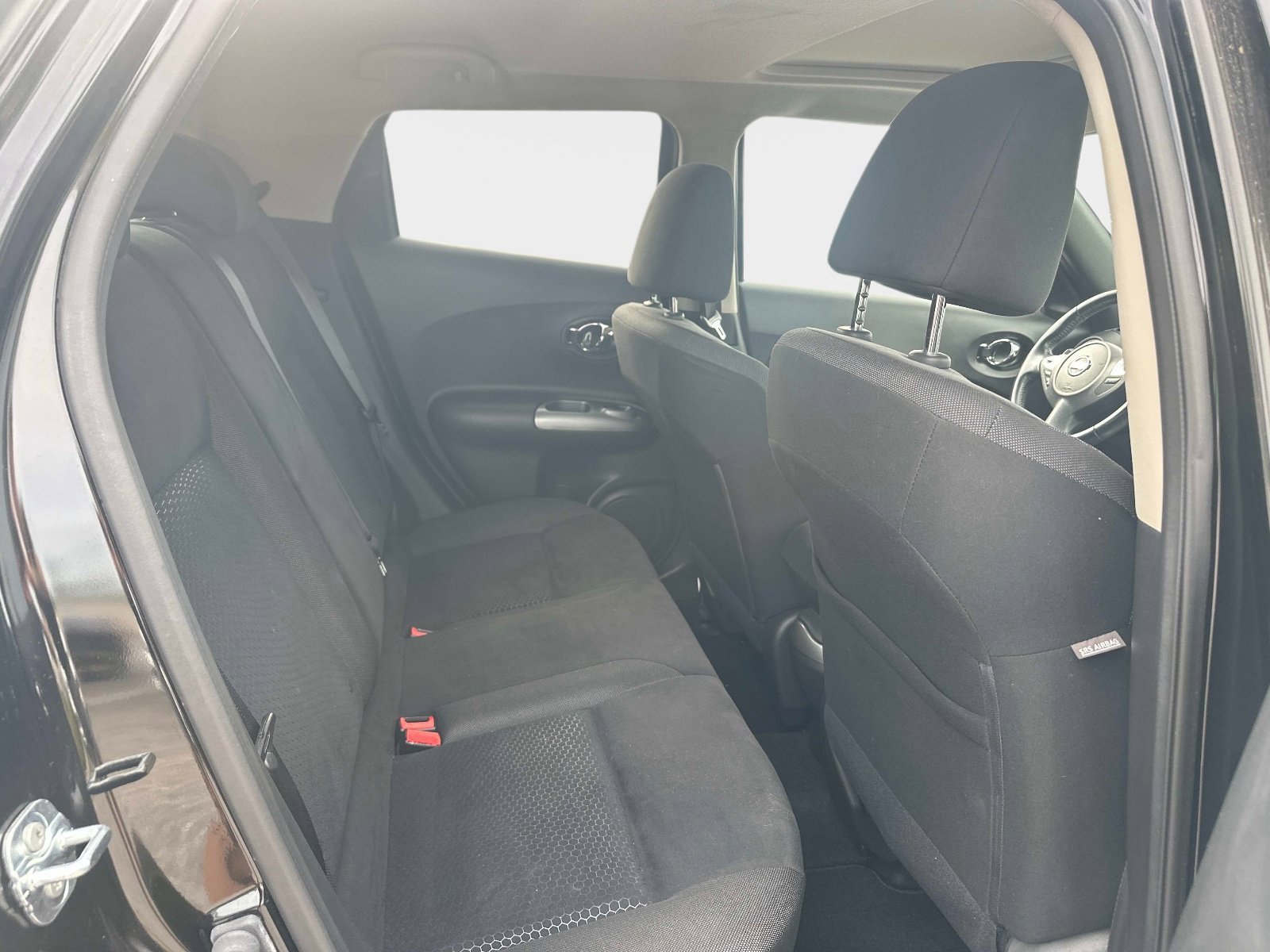 Used 2015 Nissan Juke SV FWD image 7