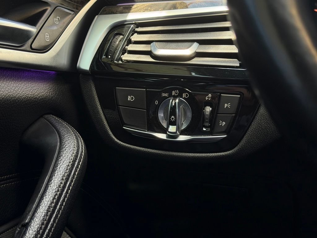Used 2018 BMW 540i xDrive AWD/4WD image 53
