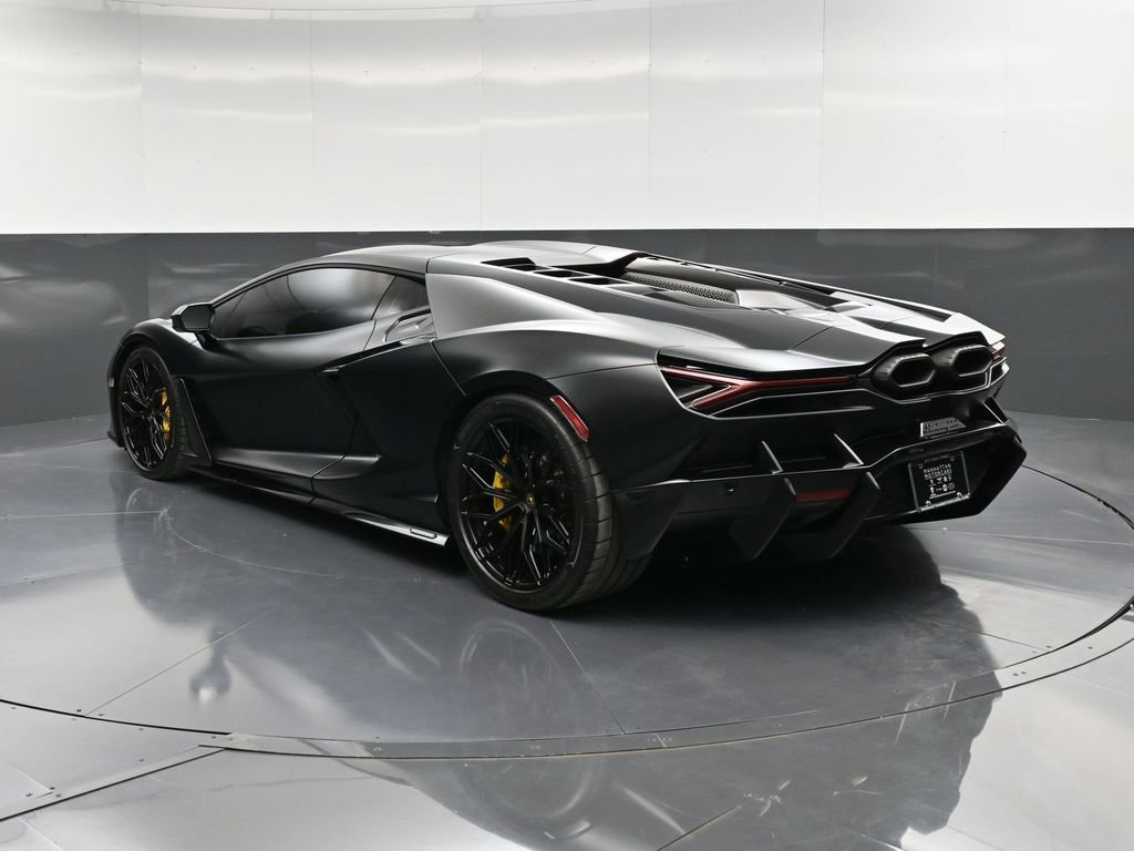Used 2024 Lamborghini Revuelto AWD/4WD image 3