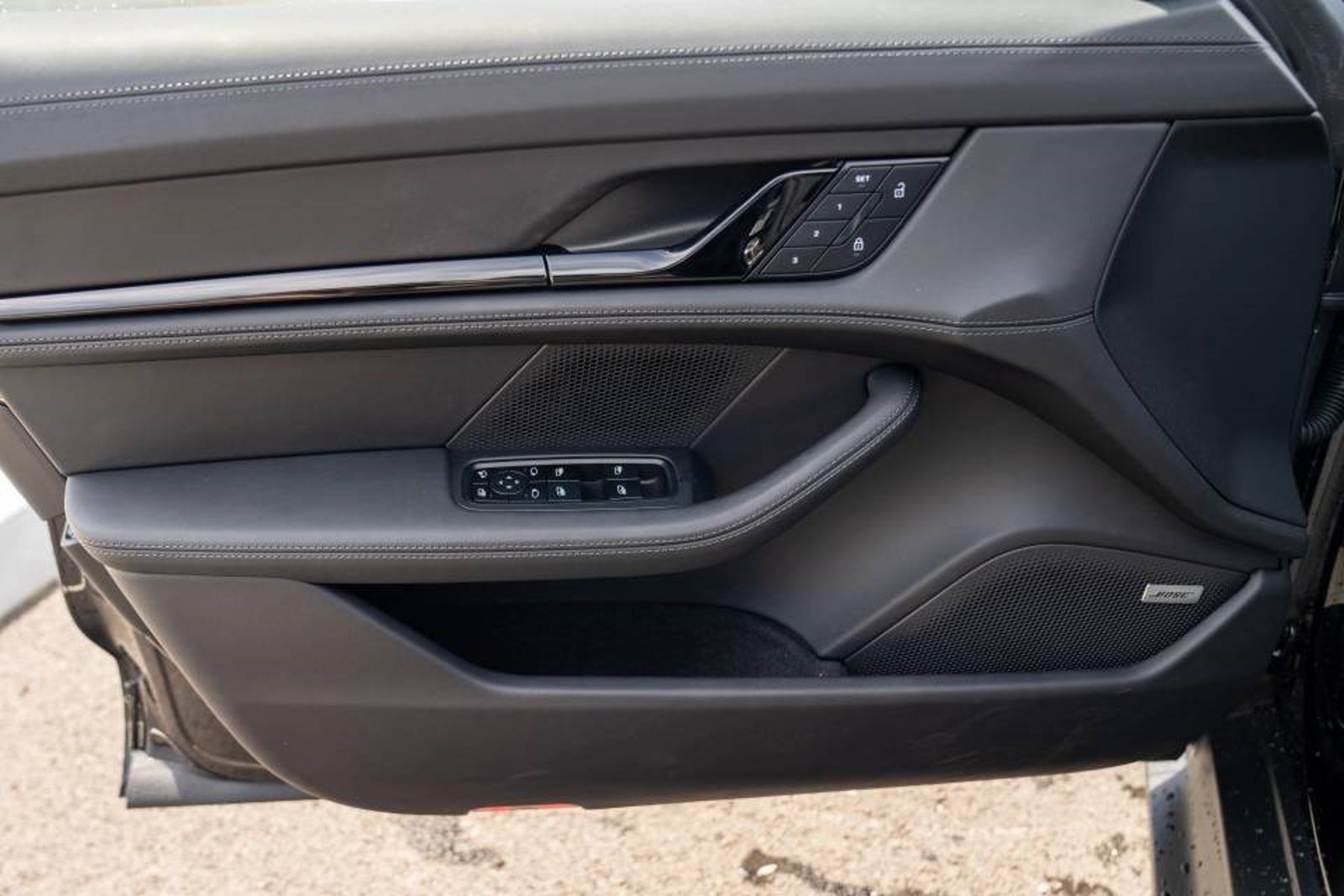New 2026 Porsche Taycan GTS AWD/4WD image 10