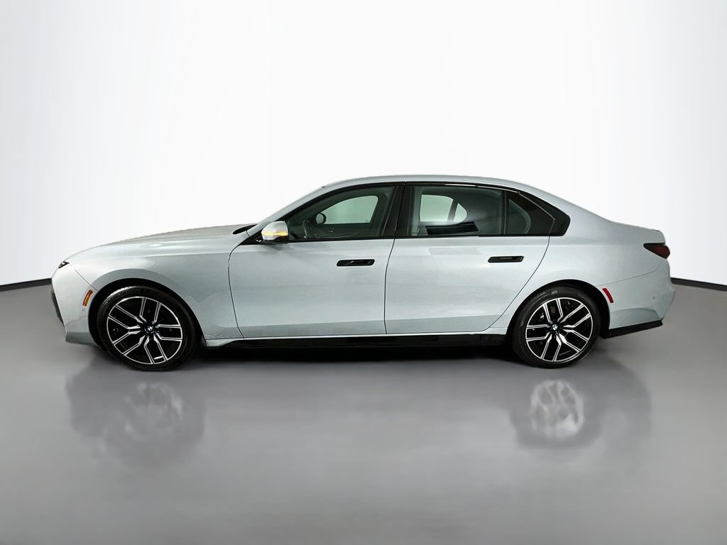 Used 2023 BMW 740i w/ Parking Assistance Package RWD video 2