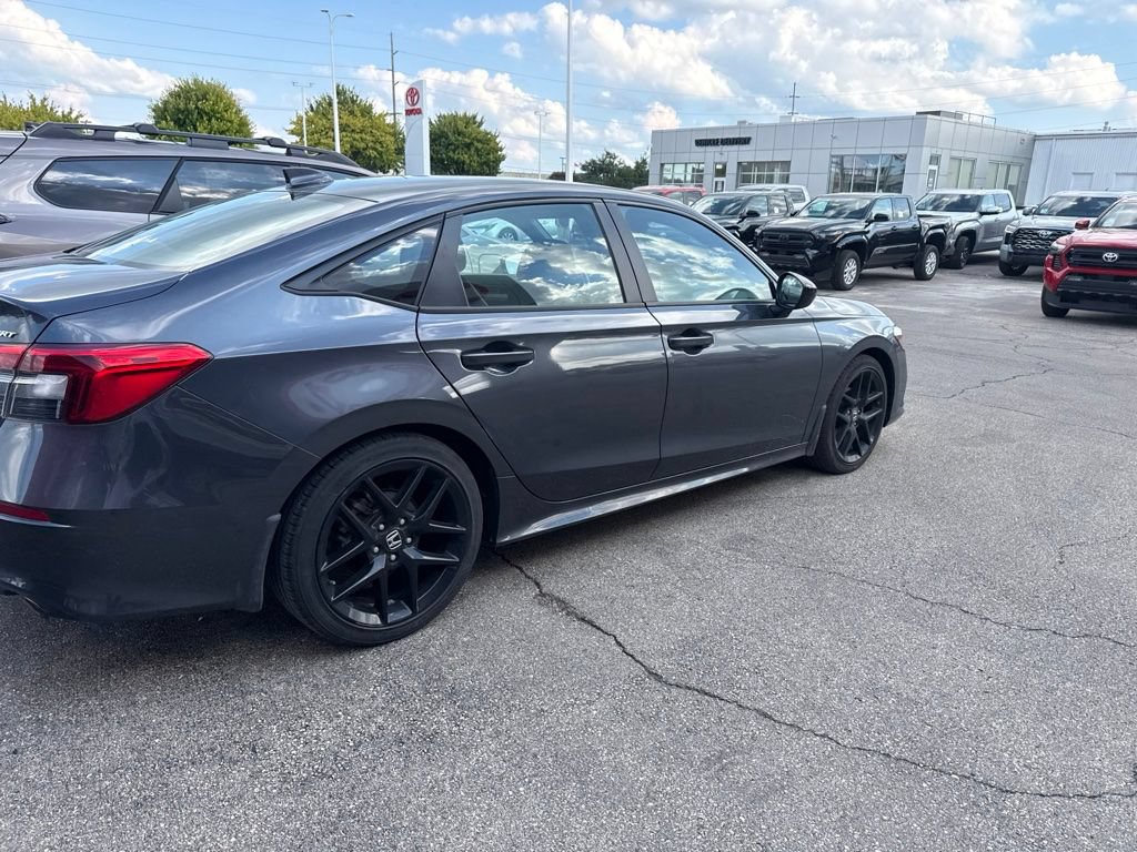 Used 2022 Honda Civic Sport image 3
