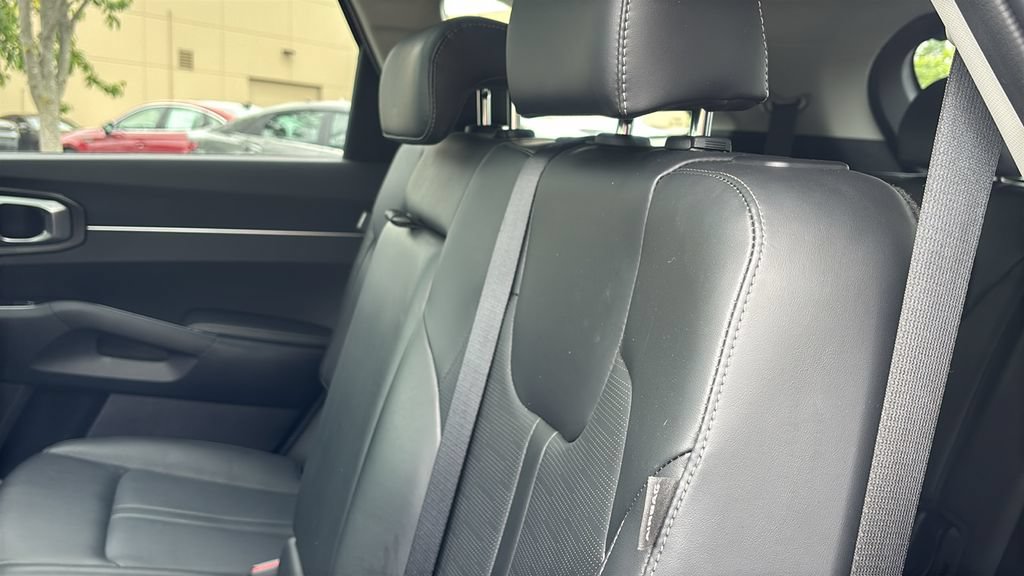 Used 2024 Kia Sorento S w/ Panoramic Sunroof Package AWD/4WD image 30