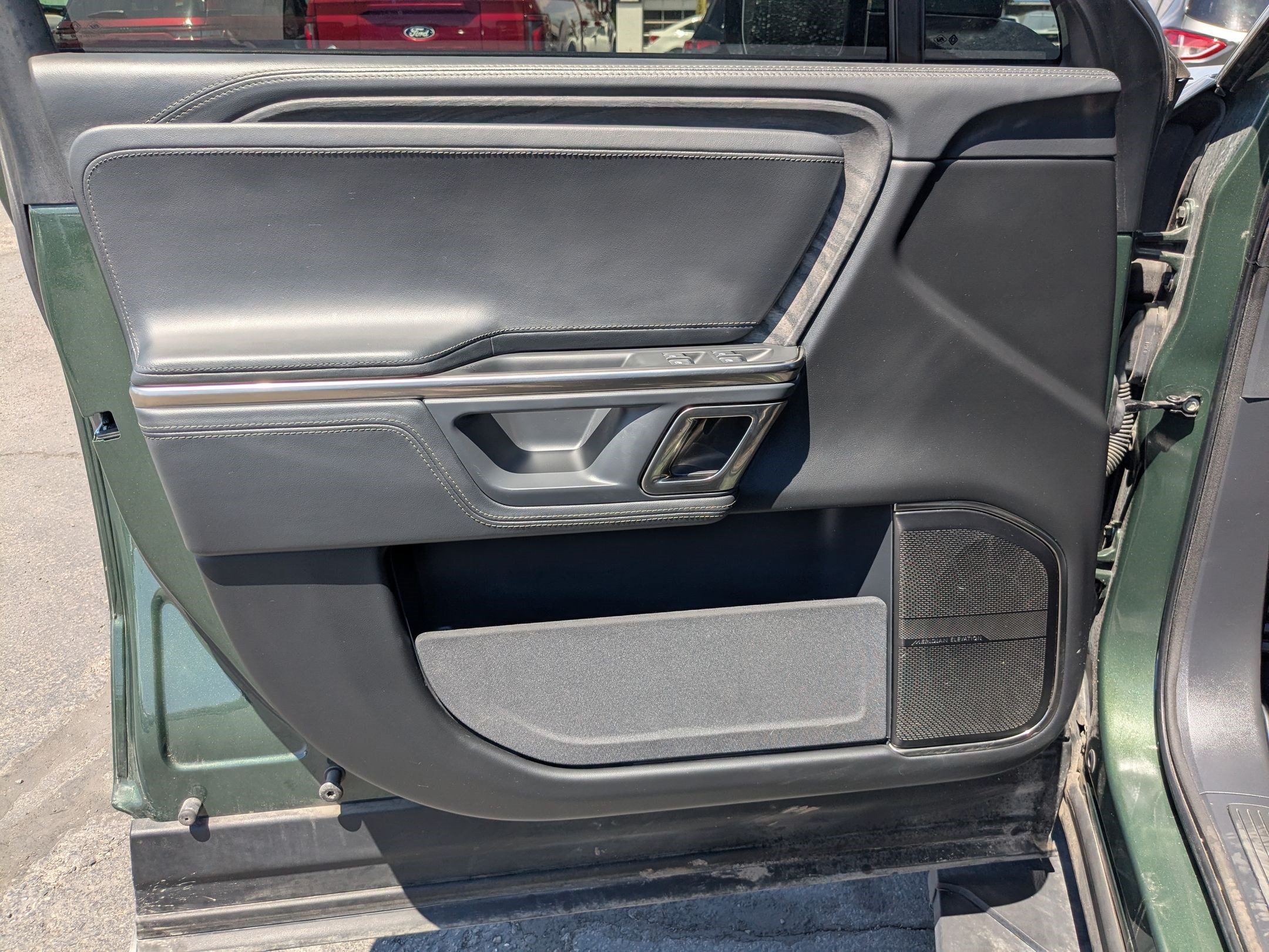 Used 2022 Rivian R1T Adventure AWD/4WD image 14