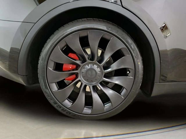 Used 2023 Tesla Model Y Performance image 93