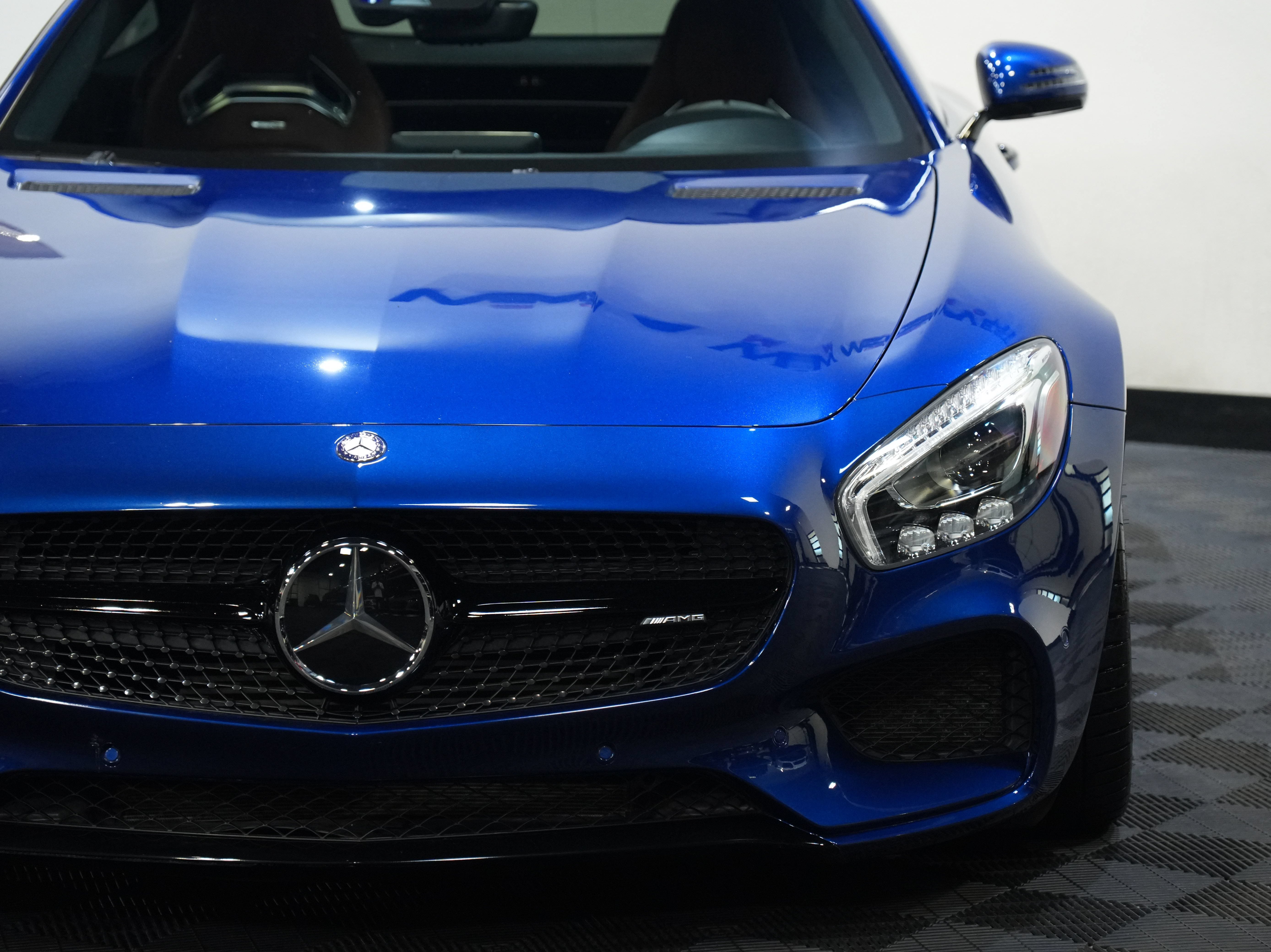 Used 2016 Mercedes-Benz AMG GT S image 10