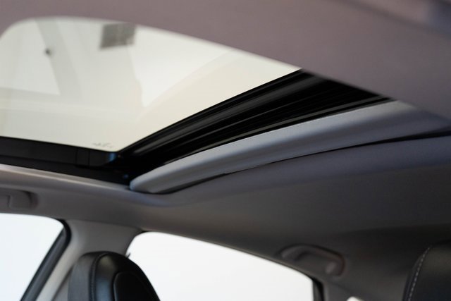 Used 2022 Honda Insight Touring image 4