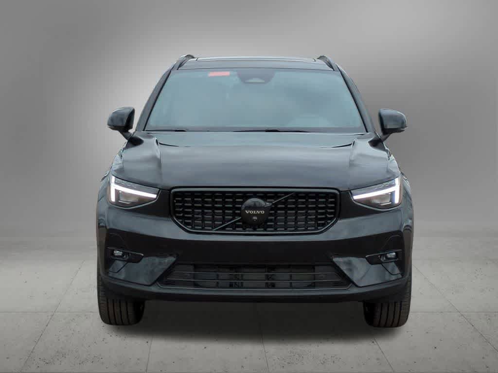 New 2026 Volvo XC40 B5 Ultra w/ Protection Package Premier AWD/4WD image 9
