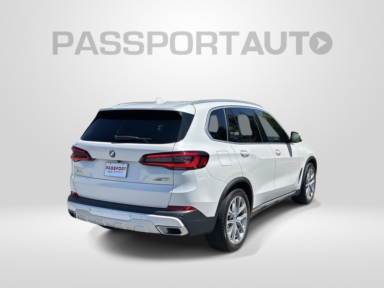Used 2022 BMW X5 xDrive40i w/ Premium Package AWD/4WD image 6