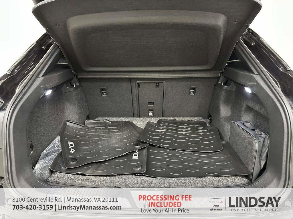 Used 2023 Volkswagen ID.4 S image 9