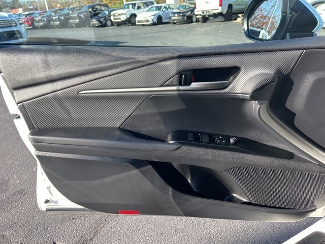 Used 2025 Toyota Camry SE image 26