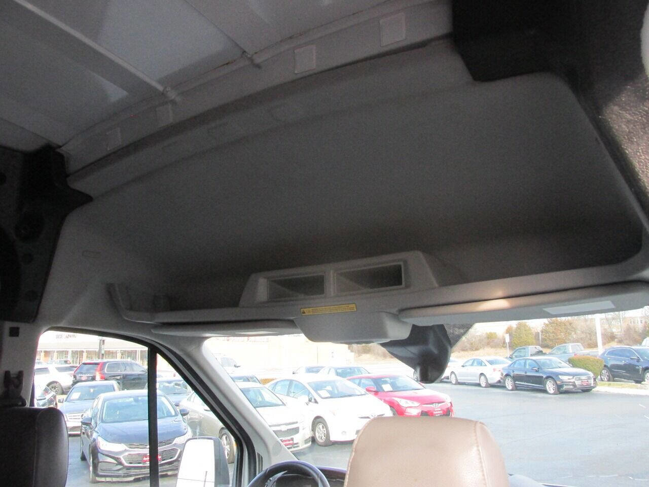 Used 2018 Ford Transit 250 148 Medium Roof image 24