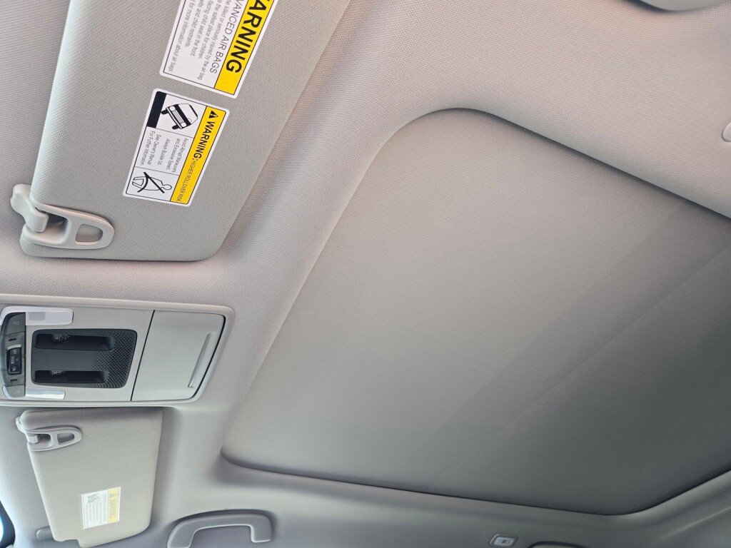 New 2025 Honda Pilot Touring image 18