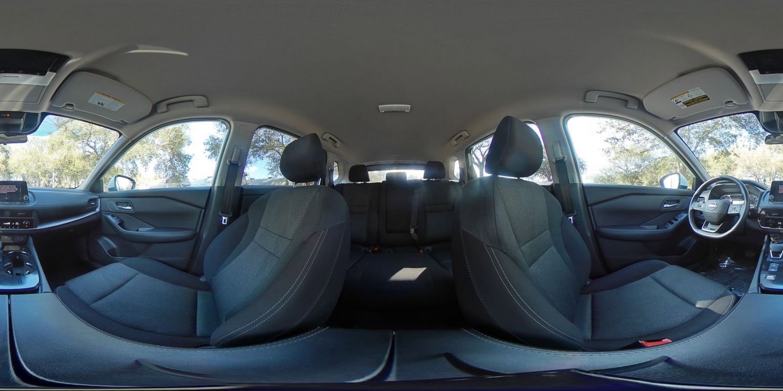 Used 2025 Nissan Rogue SV FWD image 39