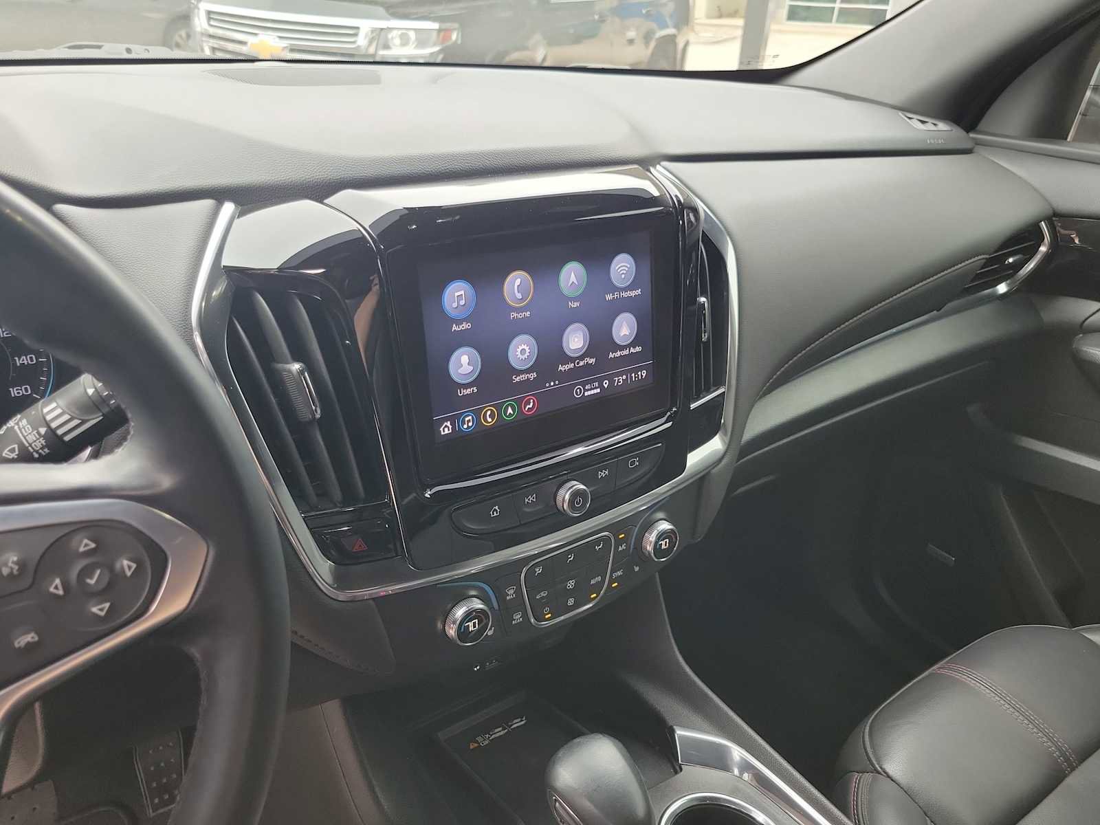 Used 2023 Chevrolet Traverse RS image 16