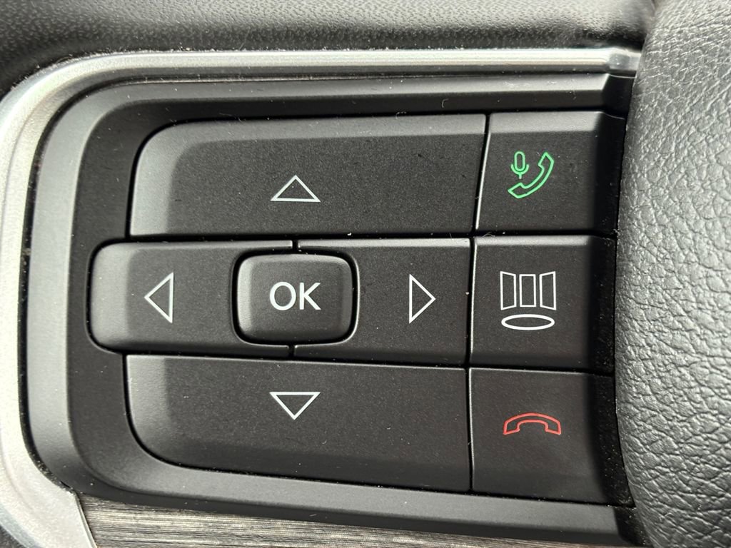 Used 2024 Jeep Wagoneer Series II w/ Flexible Seating Group image 16