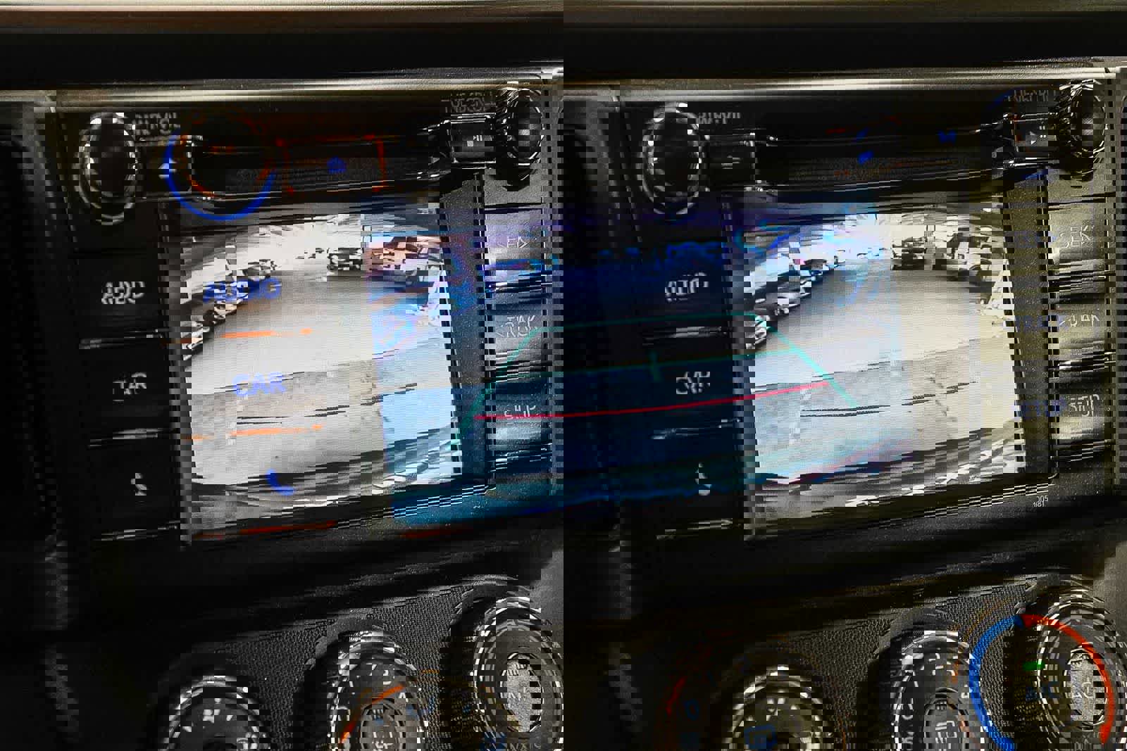 Certified 2018 Toyota RAV4 LE image 26