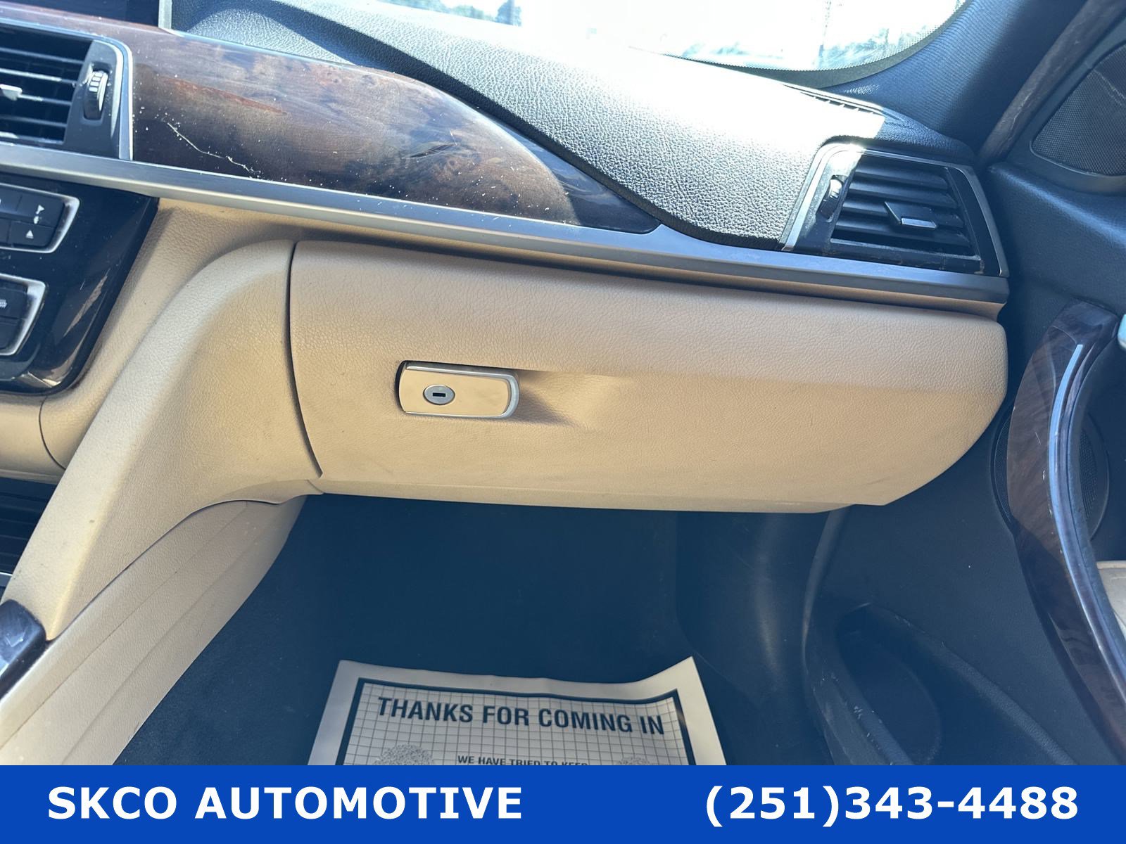 Used 2017 BMW 330i xDrive Sedan w/ Premium Package image 25