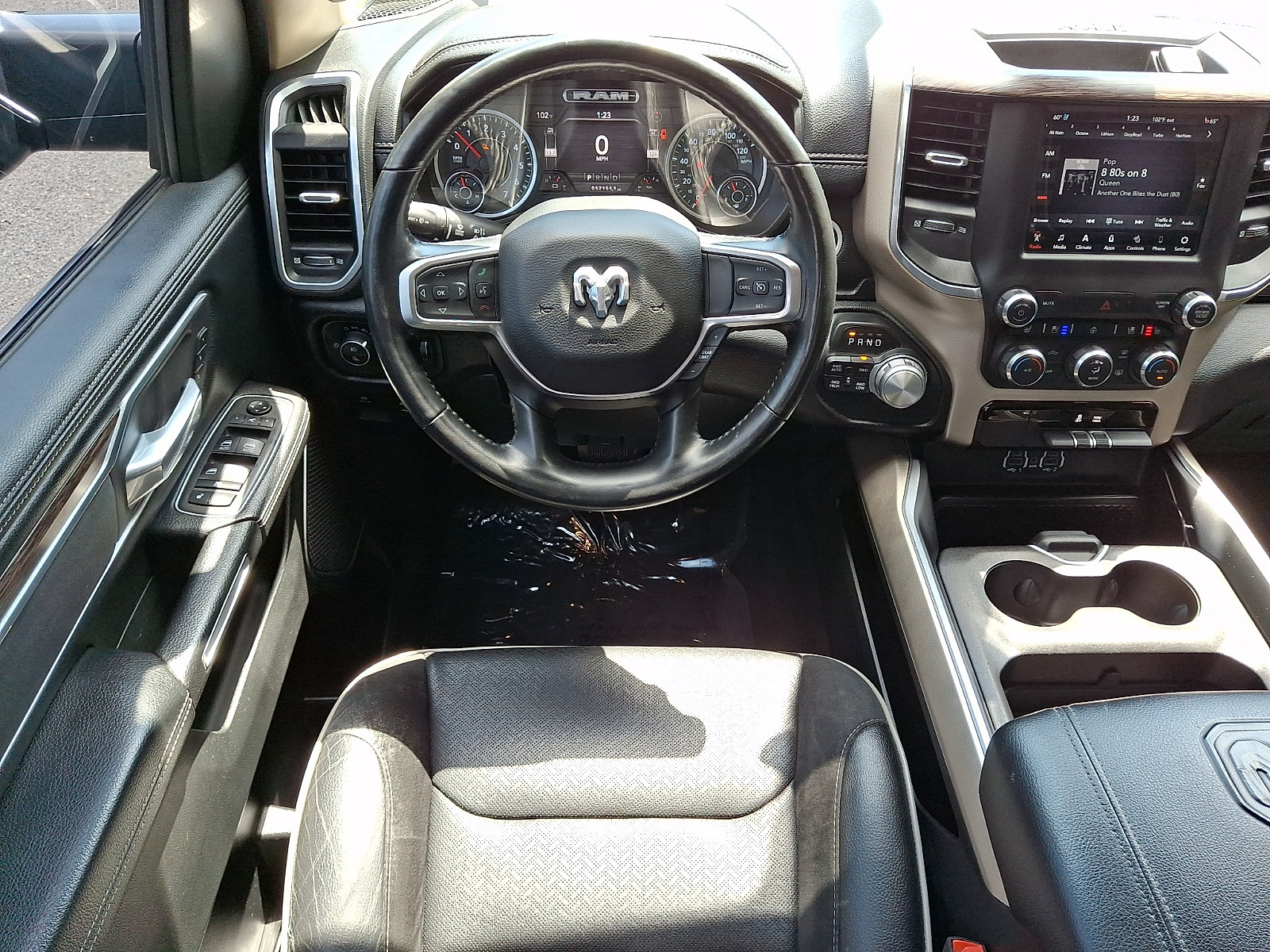 Used 2020 RAM 1500 Laramie AWD/4WD image 11