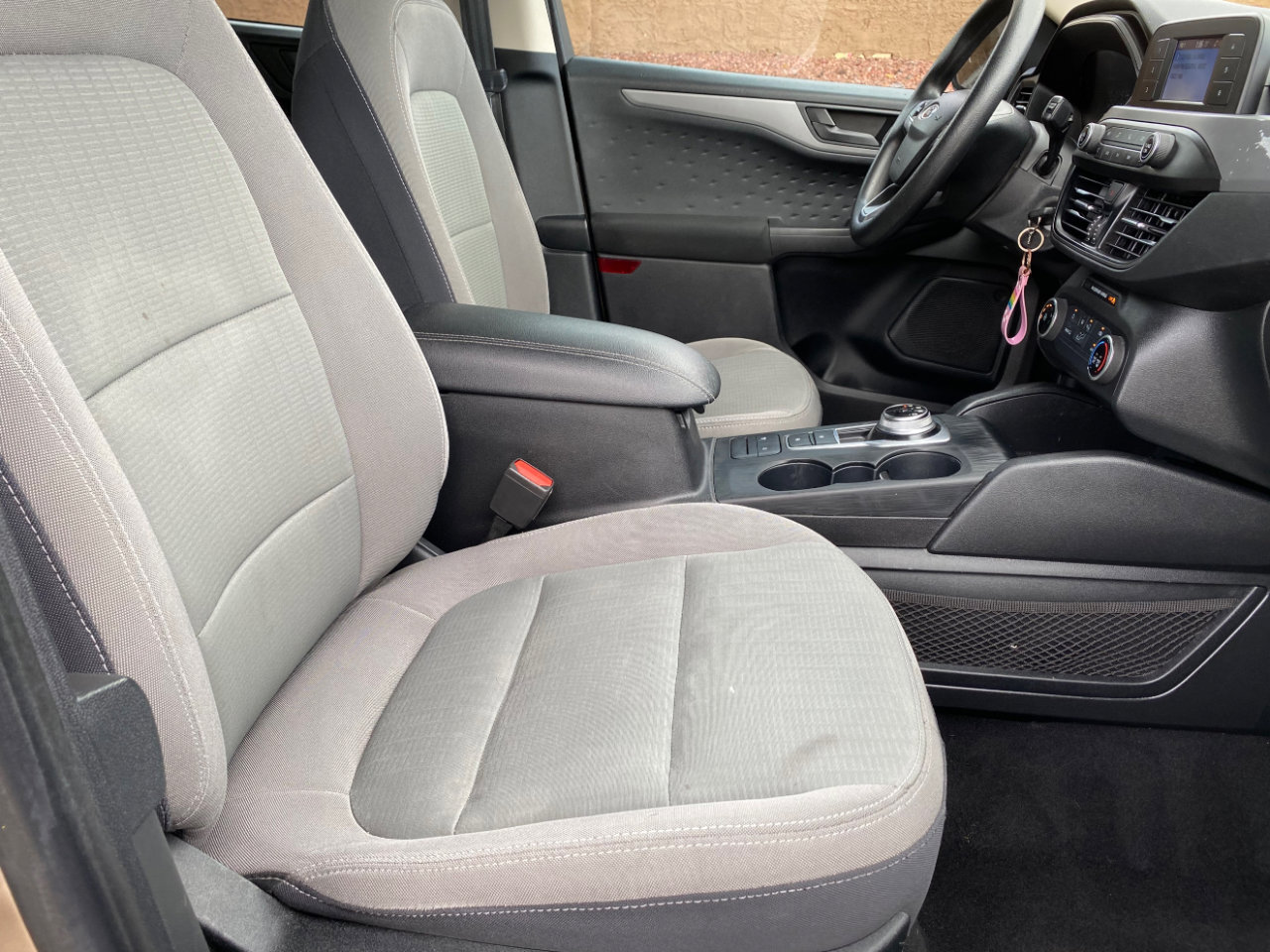 Used 2020 Ford Escape S image 48