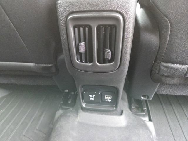 Used 2019 Jeep Compass Latitude w/ Popular Equipment Group image 13