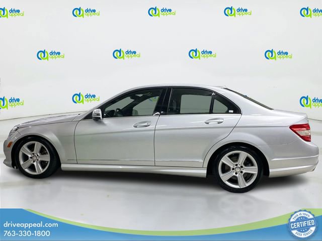 Used 2011 Mercedes-Benz C 300 4MATIC Sedan image 9