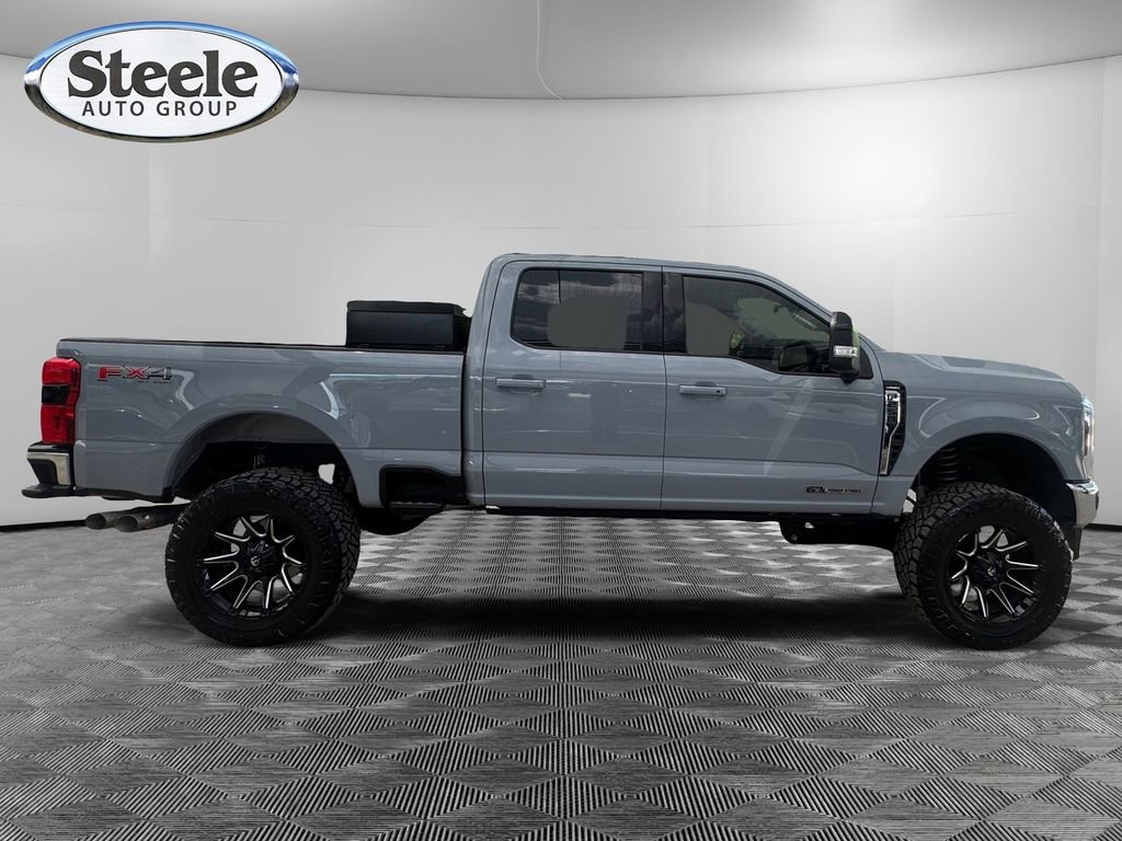 Used 2025 Ford F250 Lariat w/ FX4 Off-Road Package image 6