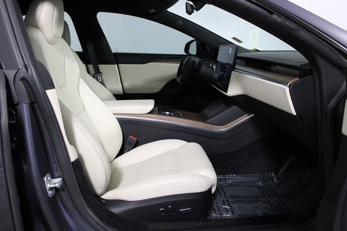 Used 2022 Tesla Model S AWD/4WD image 12