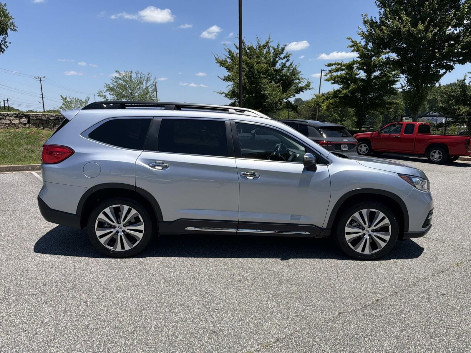 Certified 2022 Subaru Ascent Touring AWD/4WD image 8