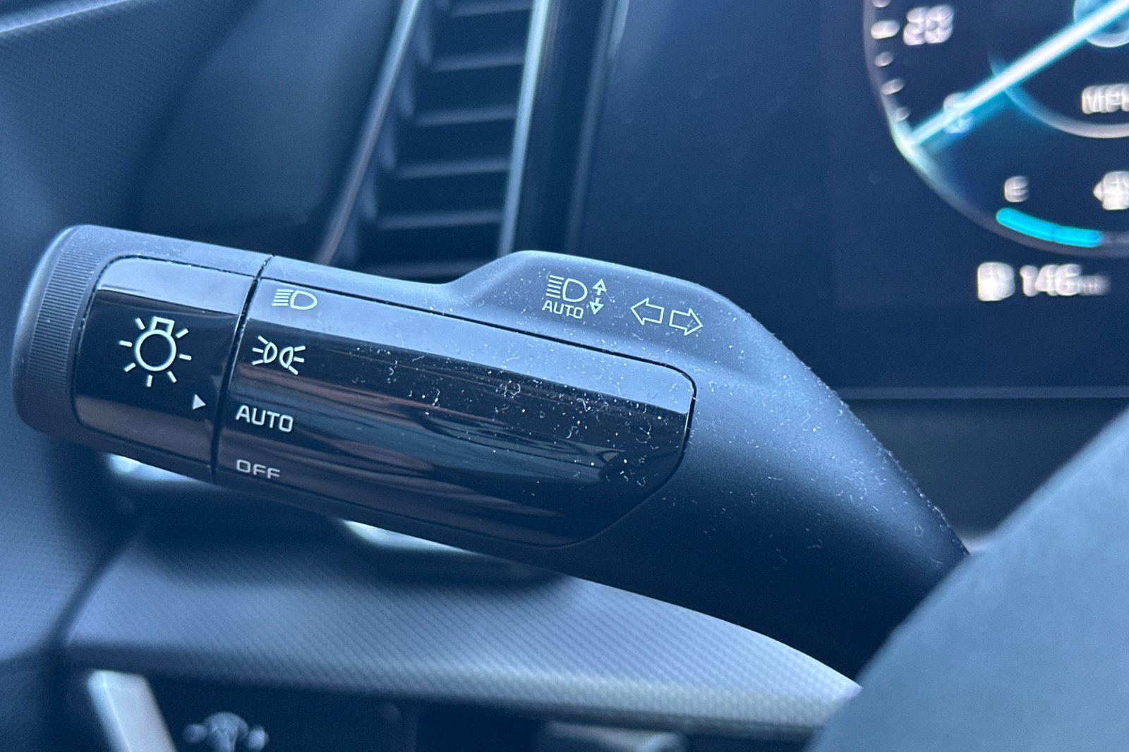 Used 2025 Kia Sportage SX FWD image 36