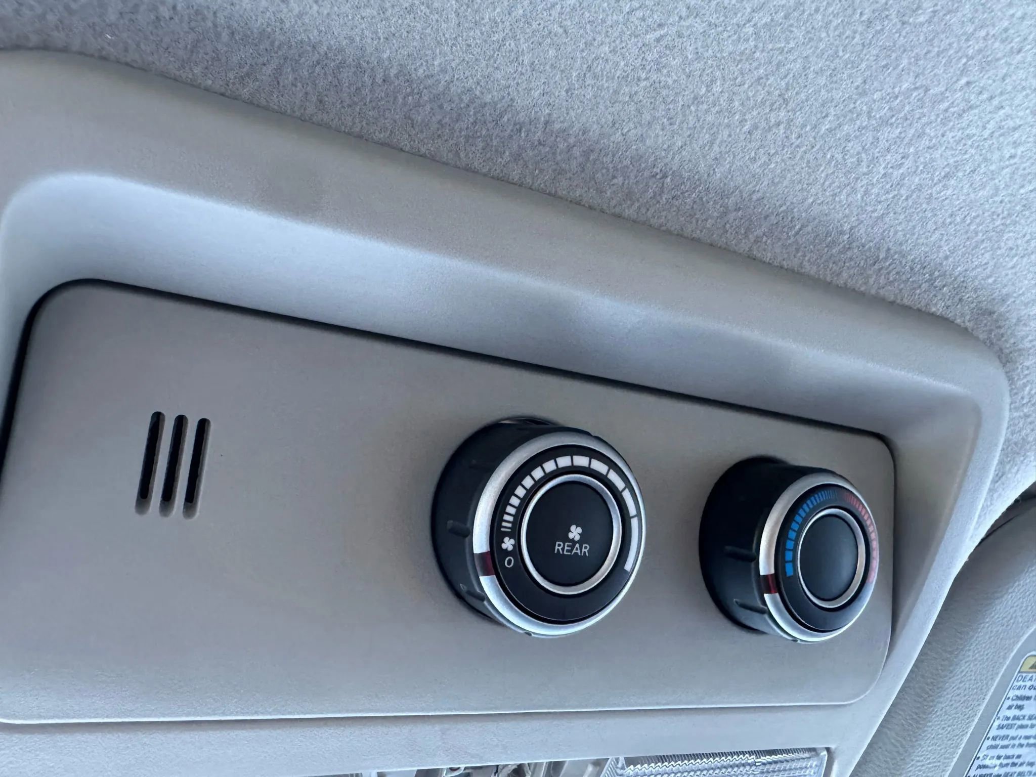 Used 2018 Nissan NV 3500 S image 28