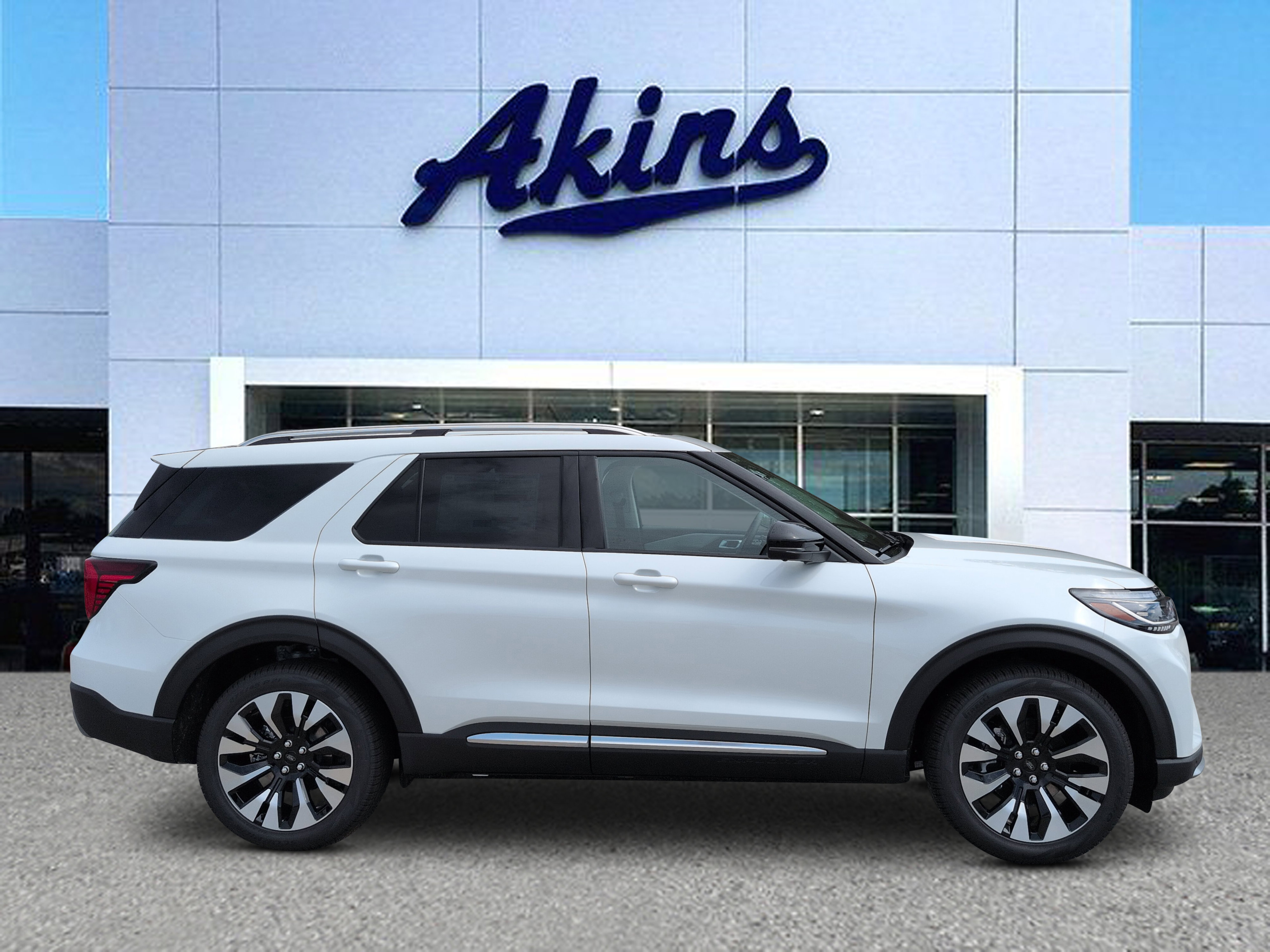 New 2026 Ford Explorer Platinum w/ LUX Leather Package