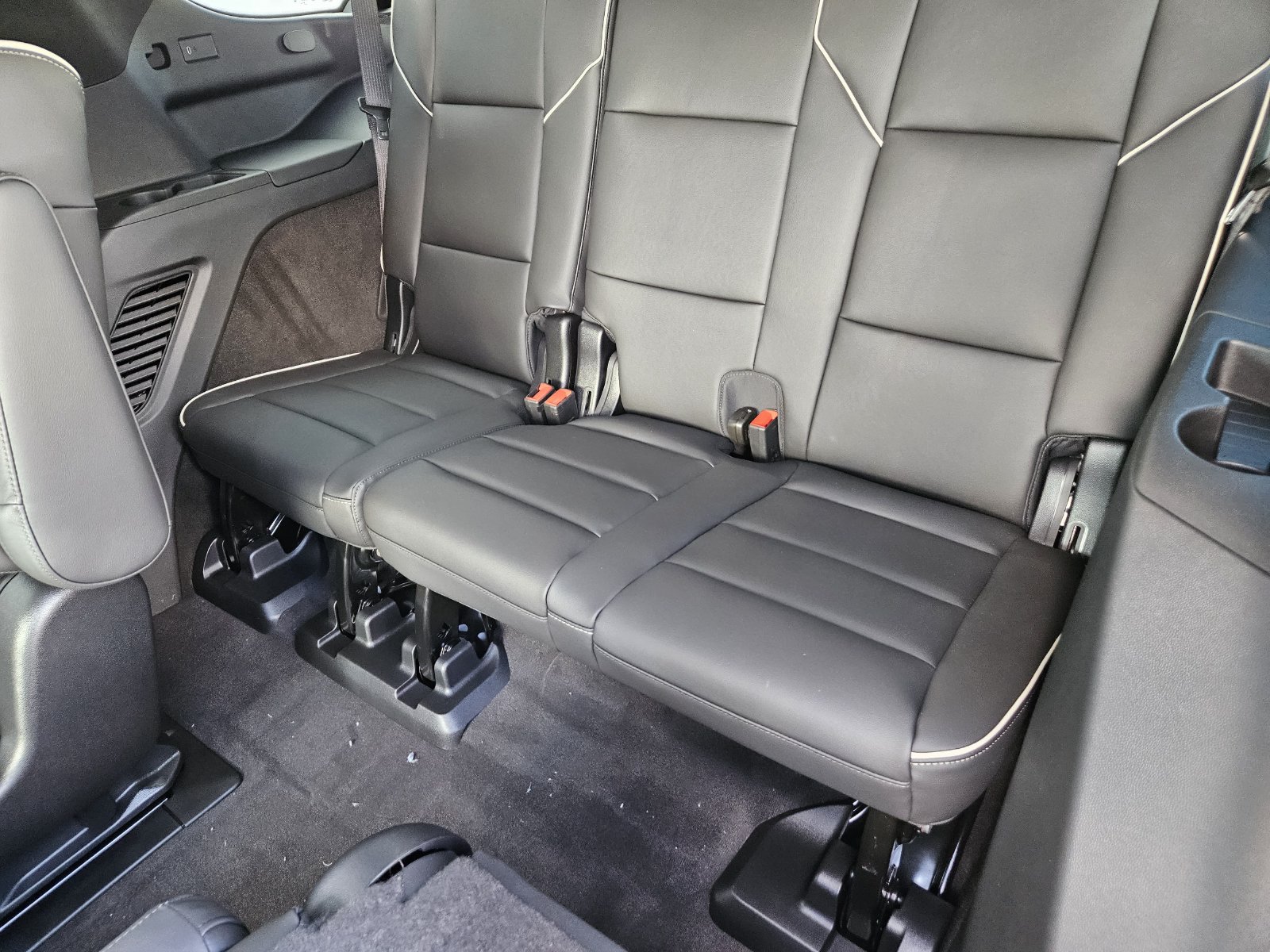 New 2027 Cadillac Escalade Sport w/ Touring Package AWD/4WD image 28