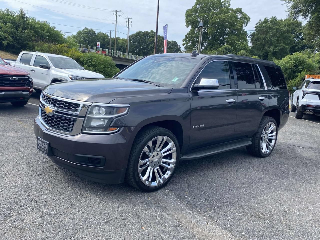 Used 2016 Chevrolet Tahoe LS w/ Enhanced Driver Alert Package AWD/4WD image 3