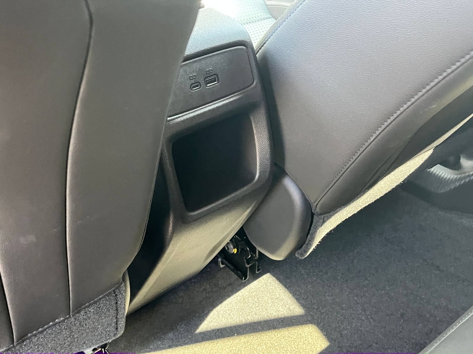 Used 2025 Chevrolet Trax LT FWD image 23