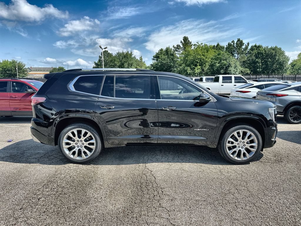 New 2026 GMC Acadia Denali w/ Super Cruise Package FWD image 10