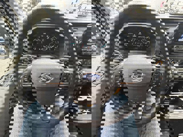 Used 2021 Ford Transit 350 XLT image 18