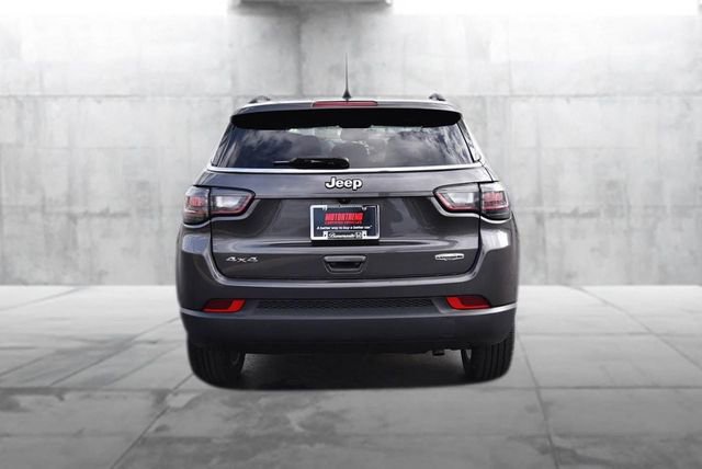 Used 2022 Jeep Compass Latitude w/ Sun and Sound Group image 6