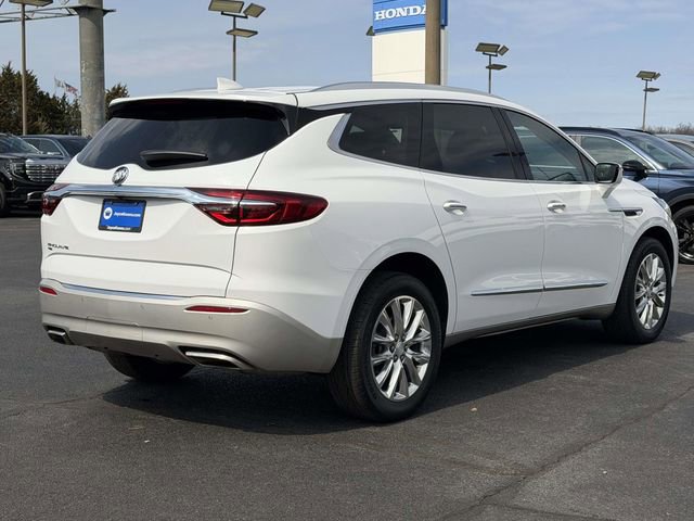 Used 2021 Buick Enclave Premium w/ Sun and Sites Package image 2