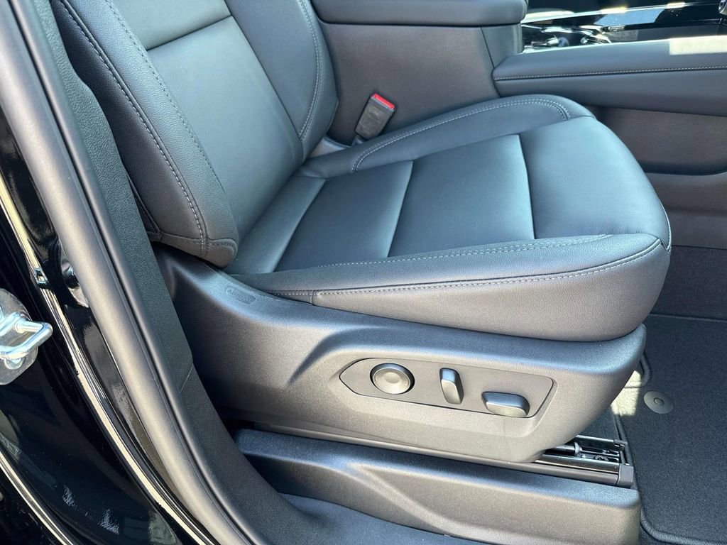 New 2026 Chevrolet Tahoe LT w/ LPO, Get Active Package image 12