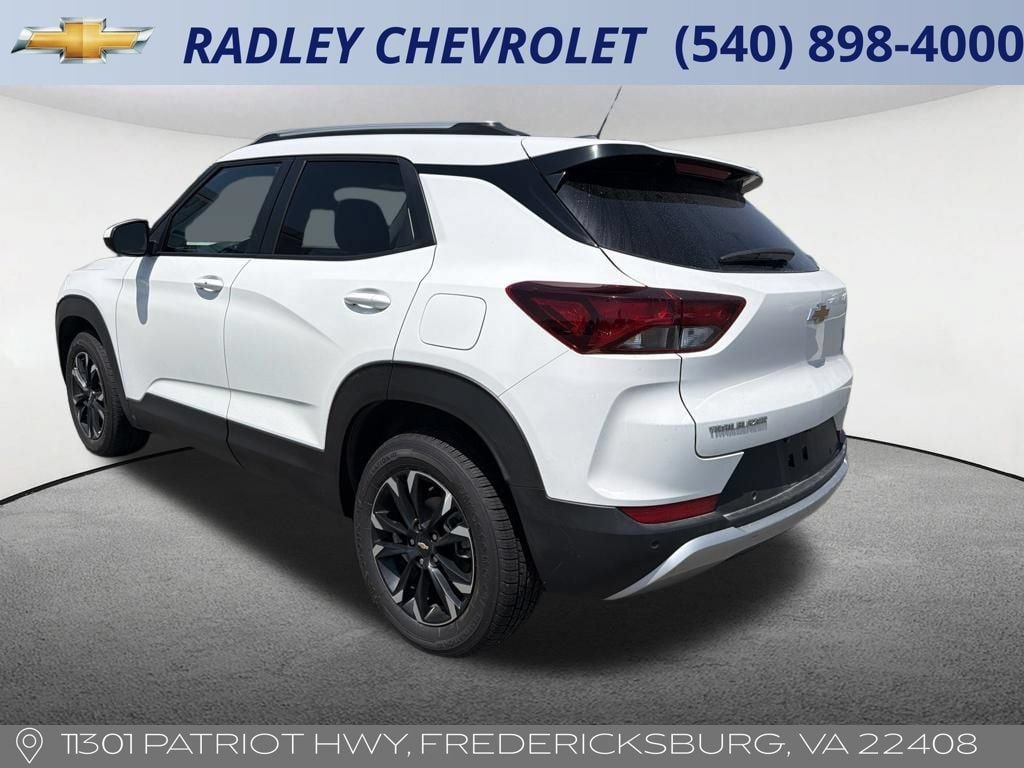 Certified 2023 Chevrolet TrailBlazer LT w/ Convenience Package FWD image 11