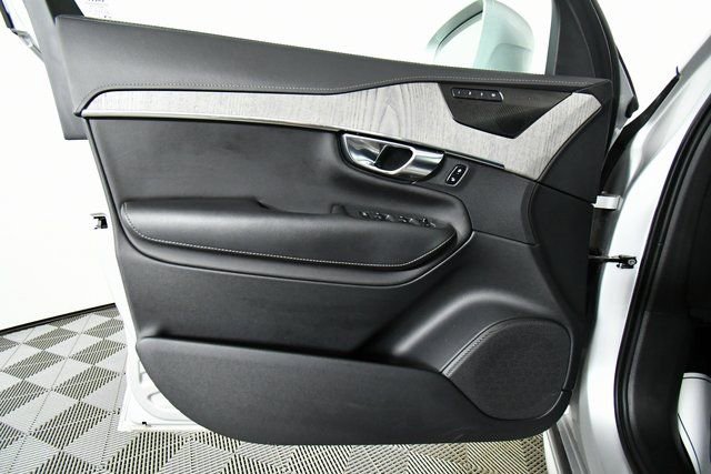Used 2021 Volvo XC90 T6 Inscription w/ Advanced Package image 21