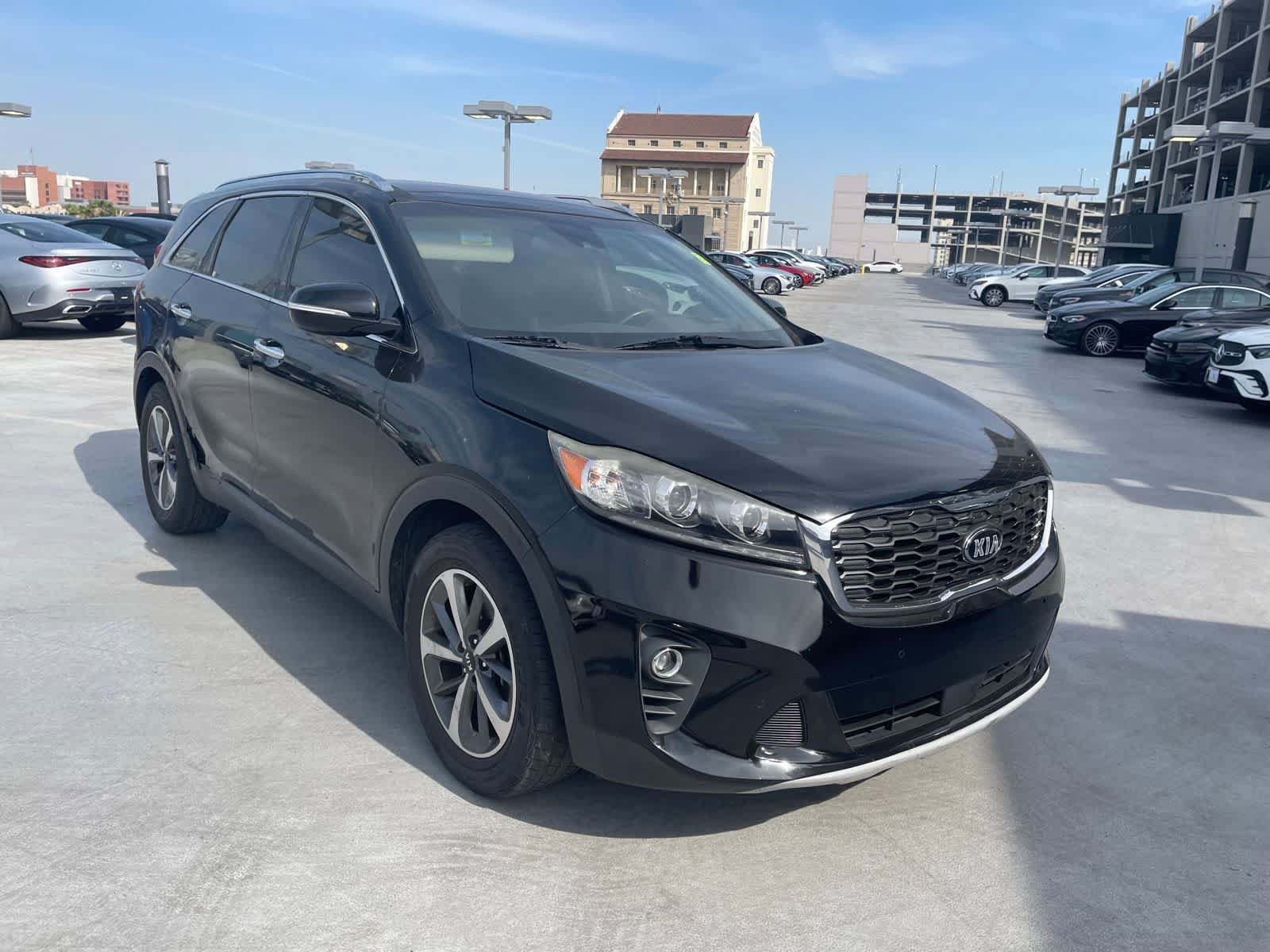 Used 2019 Kia Sorento EX w/ EX Touring Package image 2